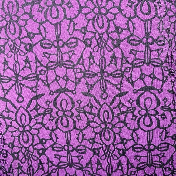 Designers Originals Purple‎ and Black Top - Picture 12 of 12